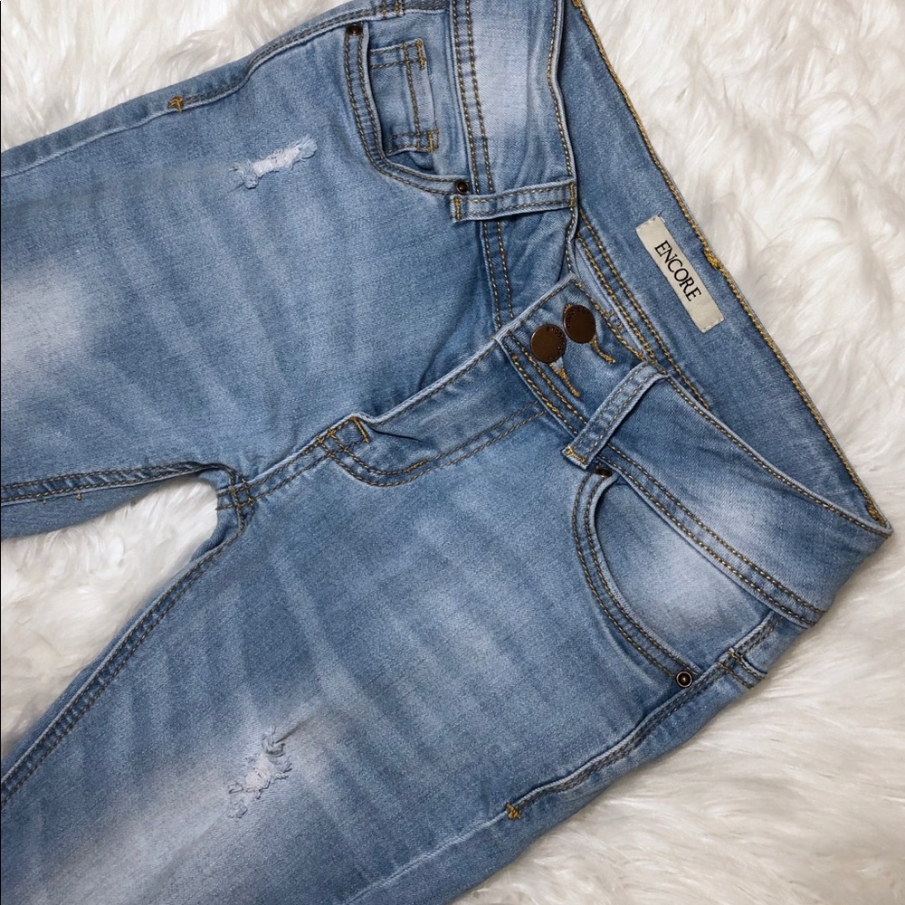 Encore Ankle Crop Jeans